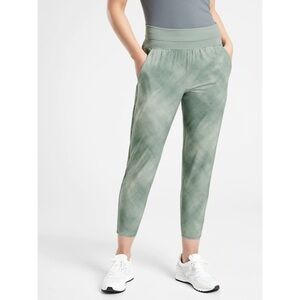 Athleta Green Ankle Pants